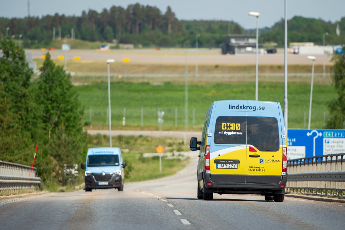 Lindskrogs långtidsparkering bilar